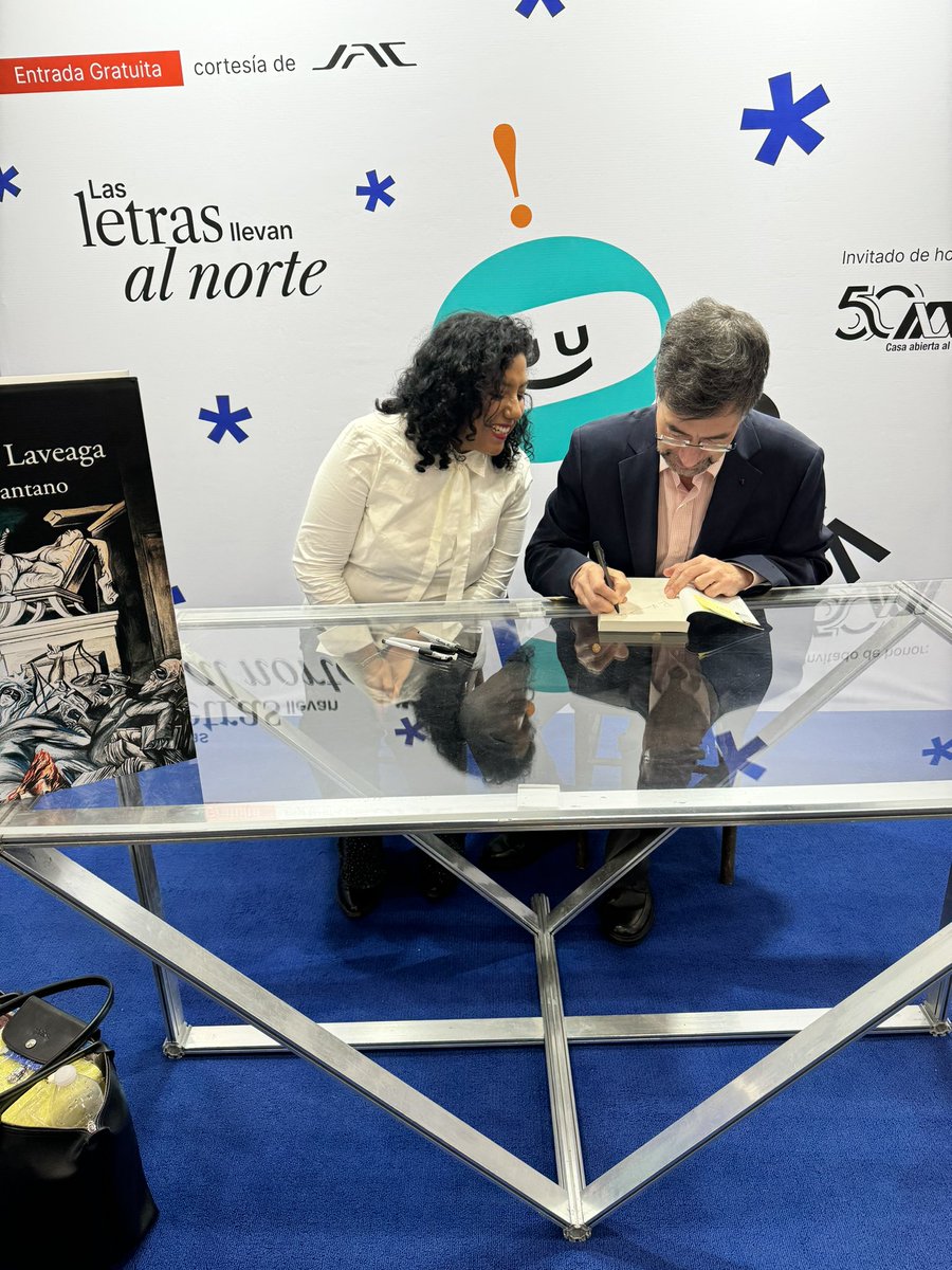 vaniaperezmor's tweet photo. Gracias @GLaveaga por siempre darnos motivos para reflexionar y cuestionarnos. 
Comienzo a leer “Hacia el Pantano”
Un honor tener tus palabras! 
#FILMTY2024 https://t.co/pV5wNJ6Krn