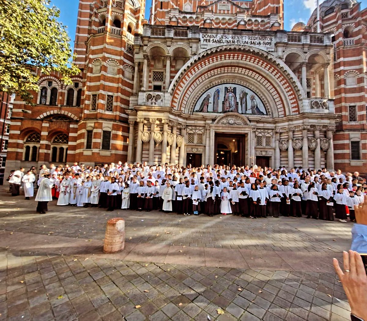 UxbridgeCath's tweet photo. This afternoon, 11 of our dedicated altar servers had the honor of participating in a special Mass at Westminster Cathedral, celebrated by Cardinal Vincent π. βͺοΈβ¨.We are grateful for their service and commitment to the Church! #WestminsterCathedral #AltarServers #FaithInAction https://t.co/L2PSZMLCpO