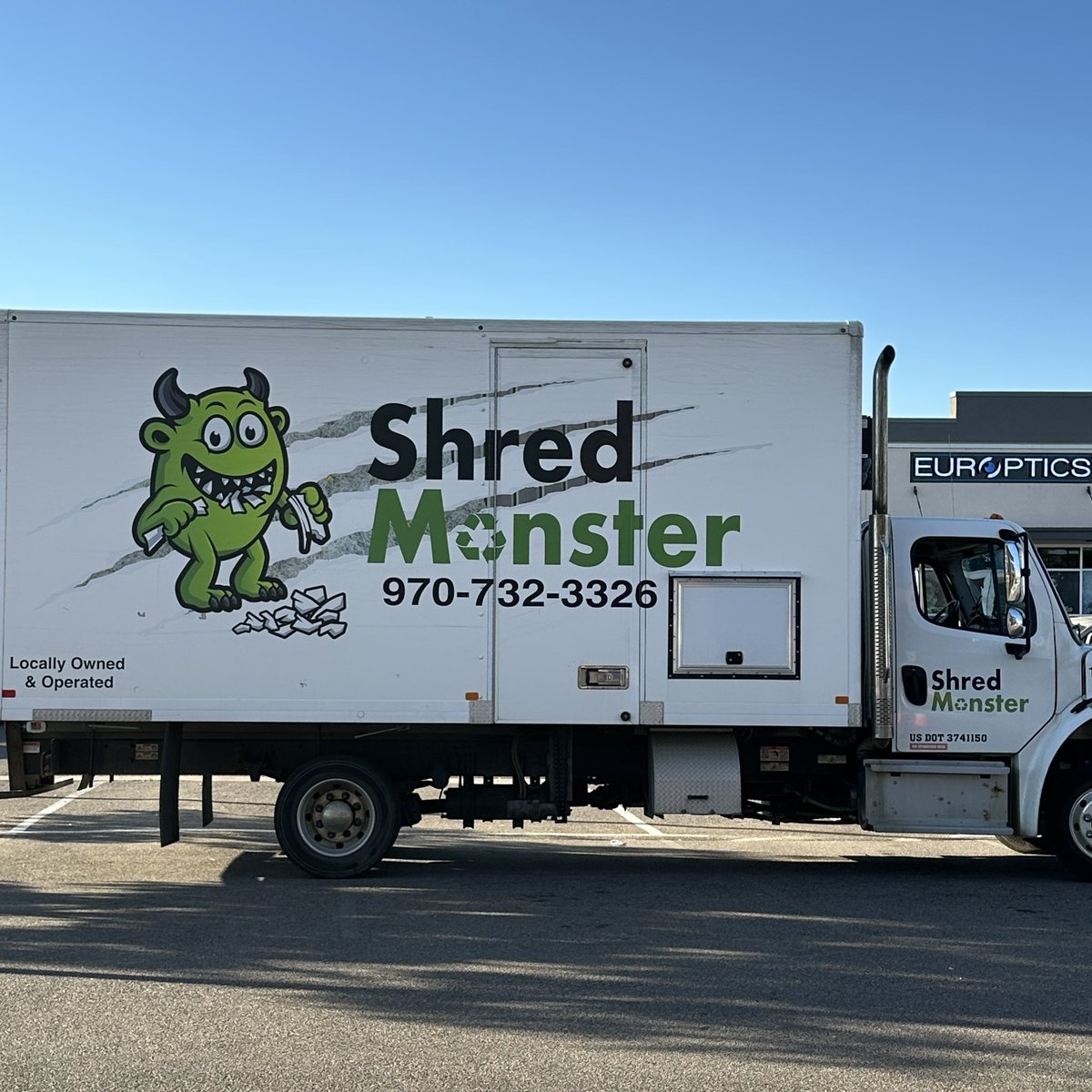 HNCU's tweet photo. It’s finally here, shred day! We’ll be here till noon or the truck fills up. #ShredEvent2024 #HNCU #Shred #TheCUDifference #community #ShredDay #ShredEvent https://t.co/nfJu30ik4A