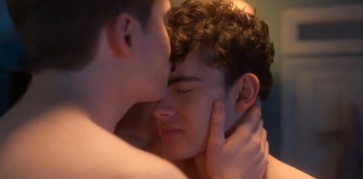 nickandcharlies's tweet photo. " a part of intimacy is trusting someone enough to let go of some of that control a little " https://t.co/PauAvOikud