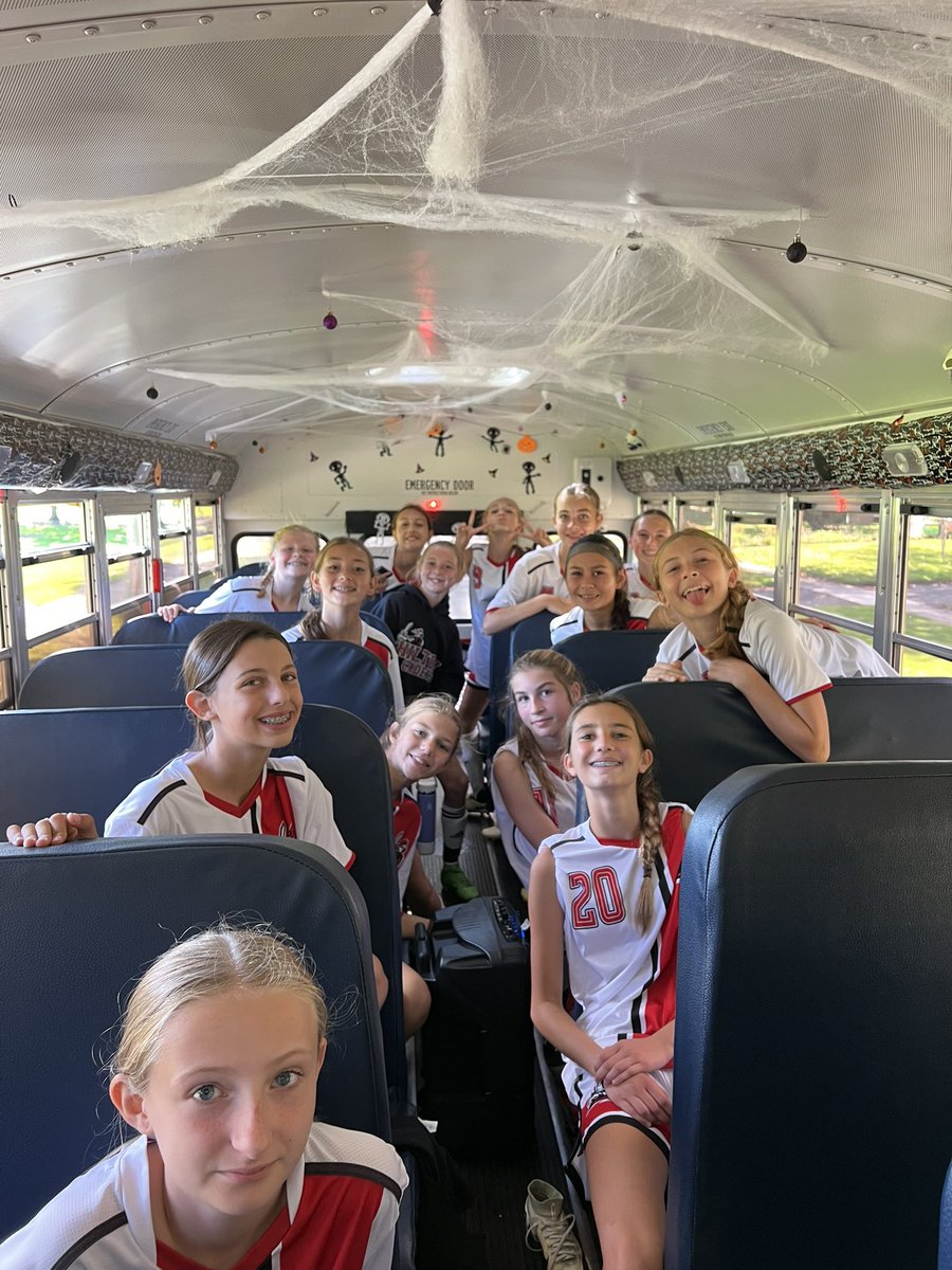 kendrickkrause's tweet image. Congratulations Hilton MOD girls WHITE on a hard fought win 2 - 1 against a very good Fairport team.  Improving g their record to 7 - 3.  #WeAreHilton