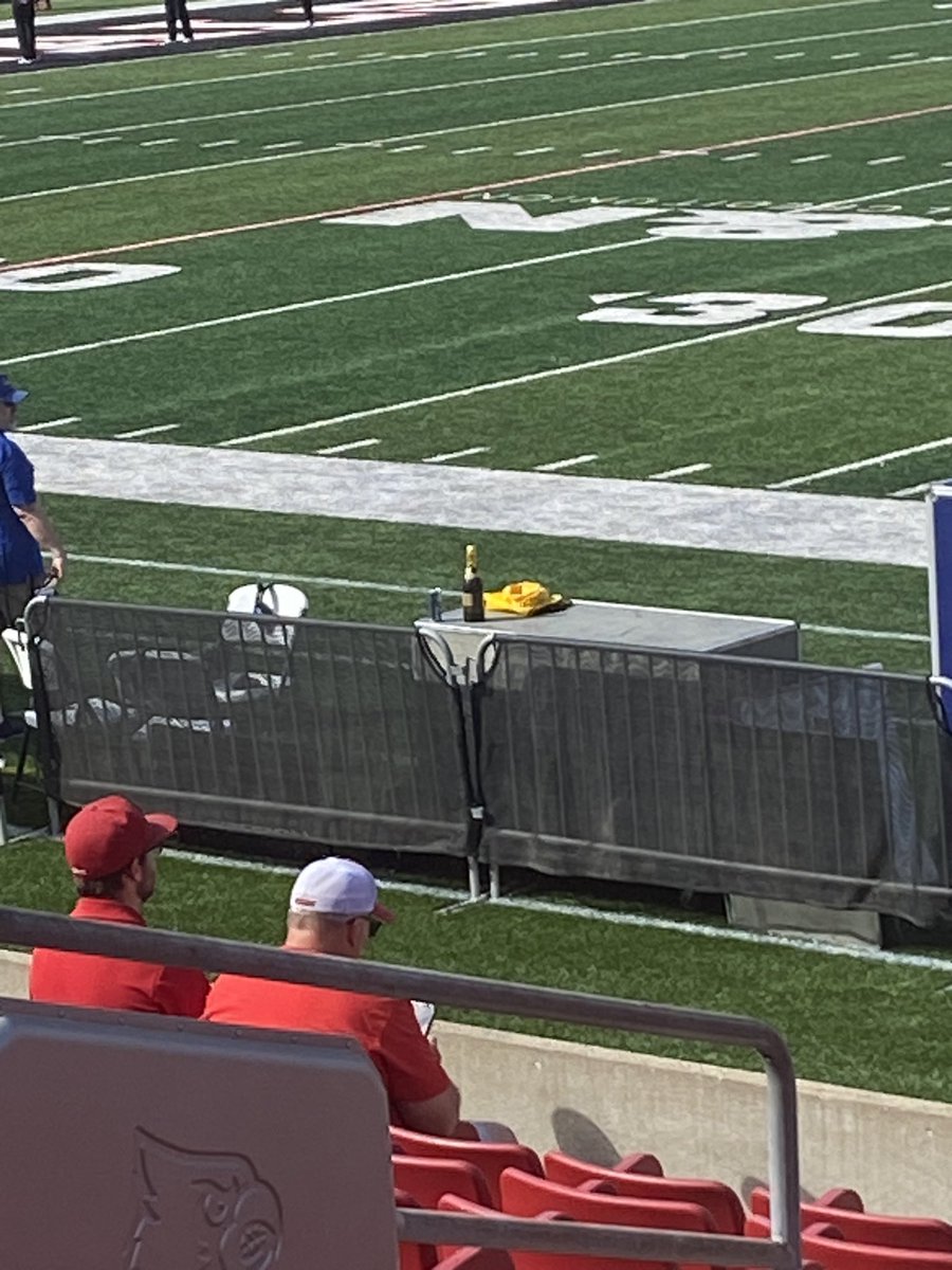 MickW68's tweet photo. SMU brought champagne to celebrate.  Let’s go Cards. #GoCards https://t.co/2t1jB9o6LV