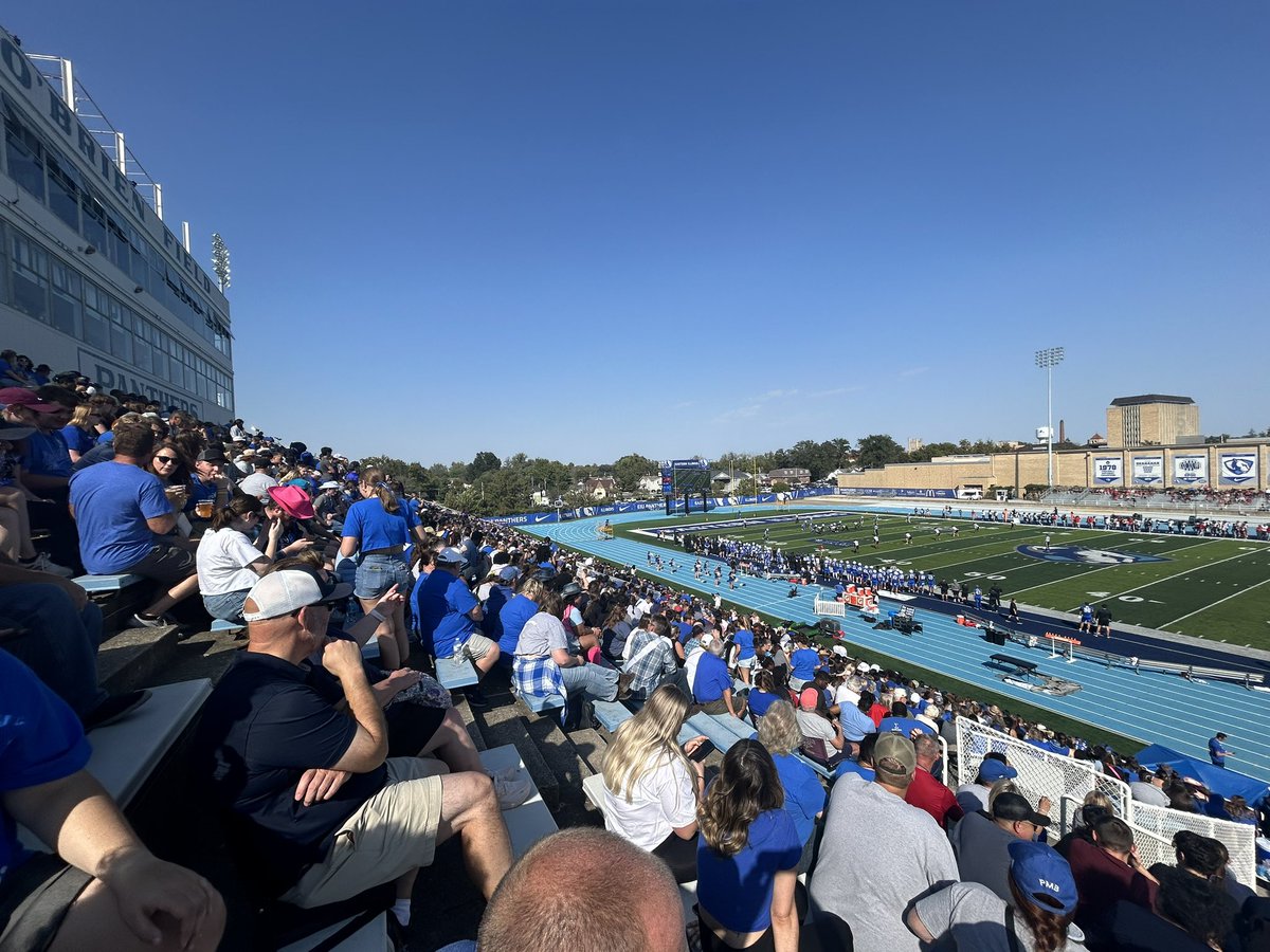 Great day for a <a href="/EIU_FB/">Eastern Illinois Football</a> gameday visit. Thank you <a href="/_CoachHoov/">Cole Hoover</a> for inviting me!