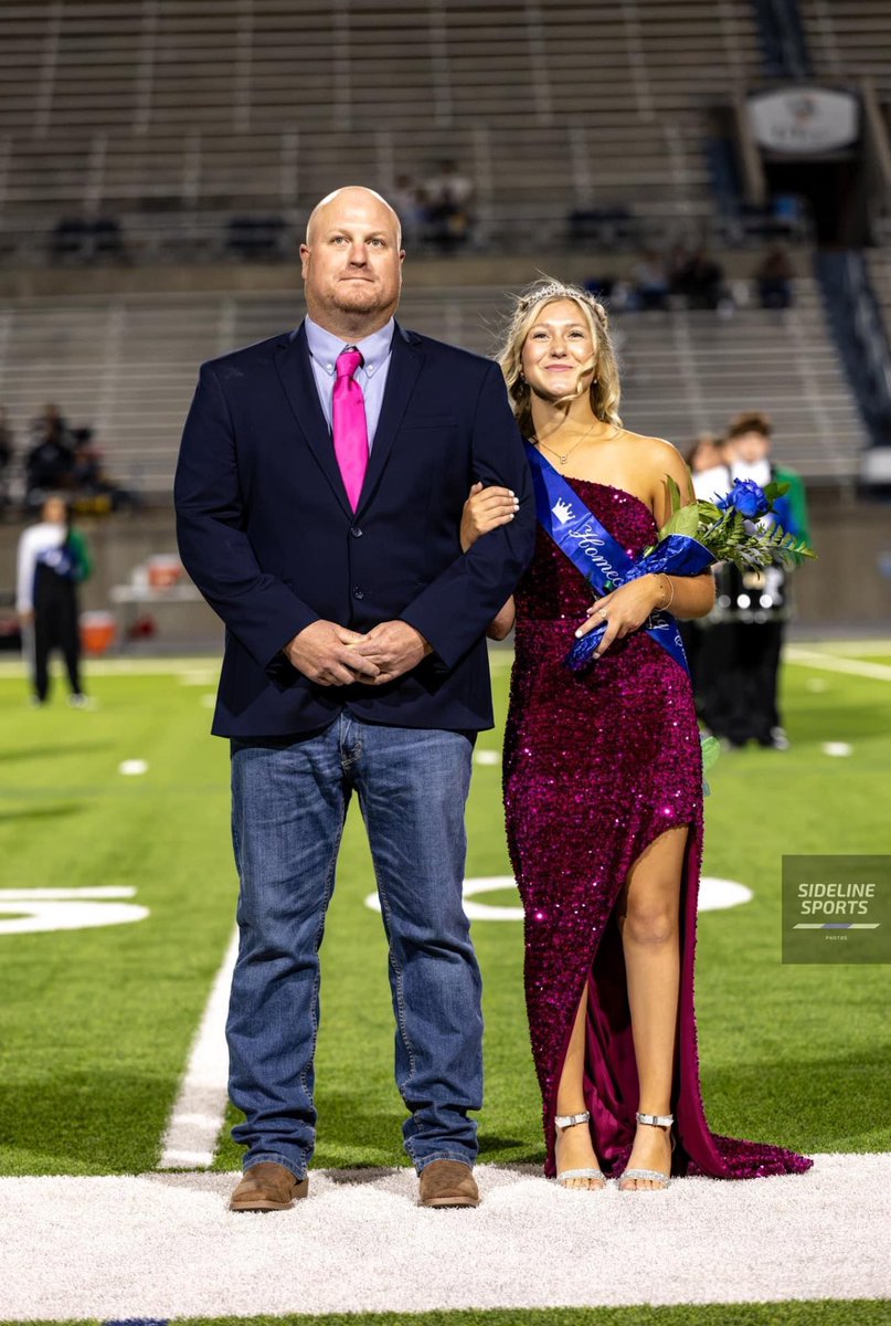 StellKristal's tweet photo. Compass Academy’s Homecoming Freshman princess, Brynli Stell 💝 https://t.co/qzvNEdRjm1
