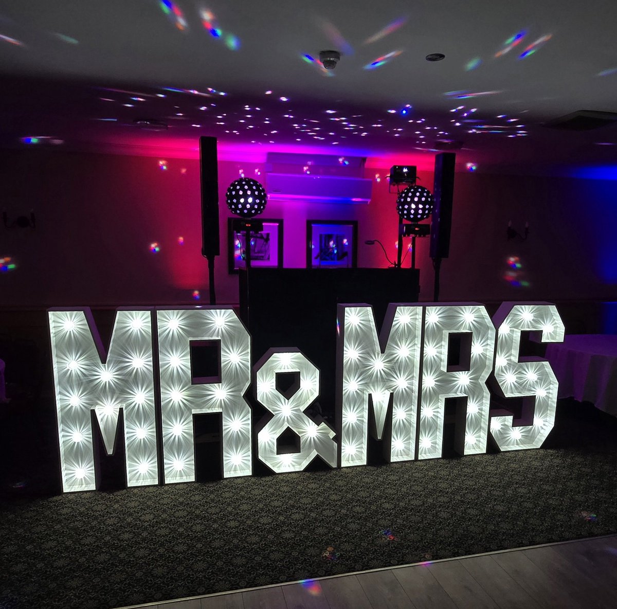 Back oot on Wedding Reception duties once again and tonight we're live from the Tayside Hotel in Stanley for the celebration of the new Mr &amp; Mrs Dunbar 💞

The brand new 2025 Wedding package has dropped and it's massive 💖

facebook.com/allybongodj