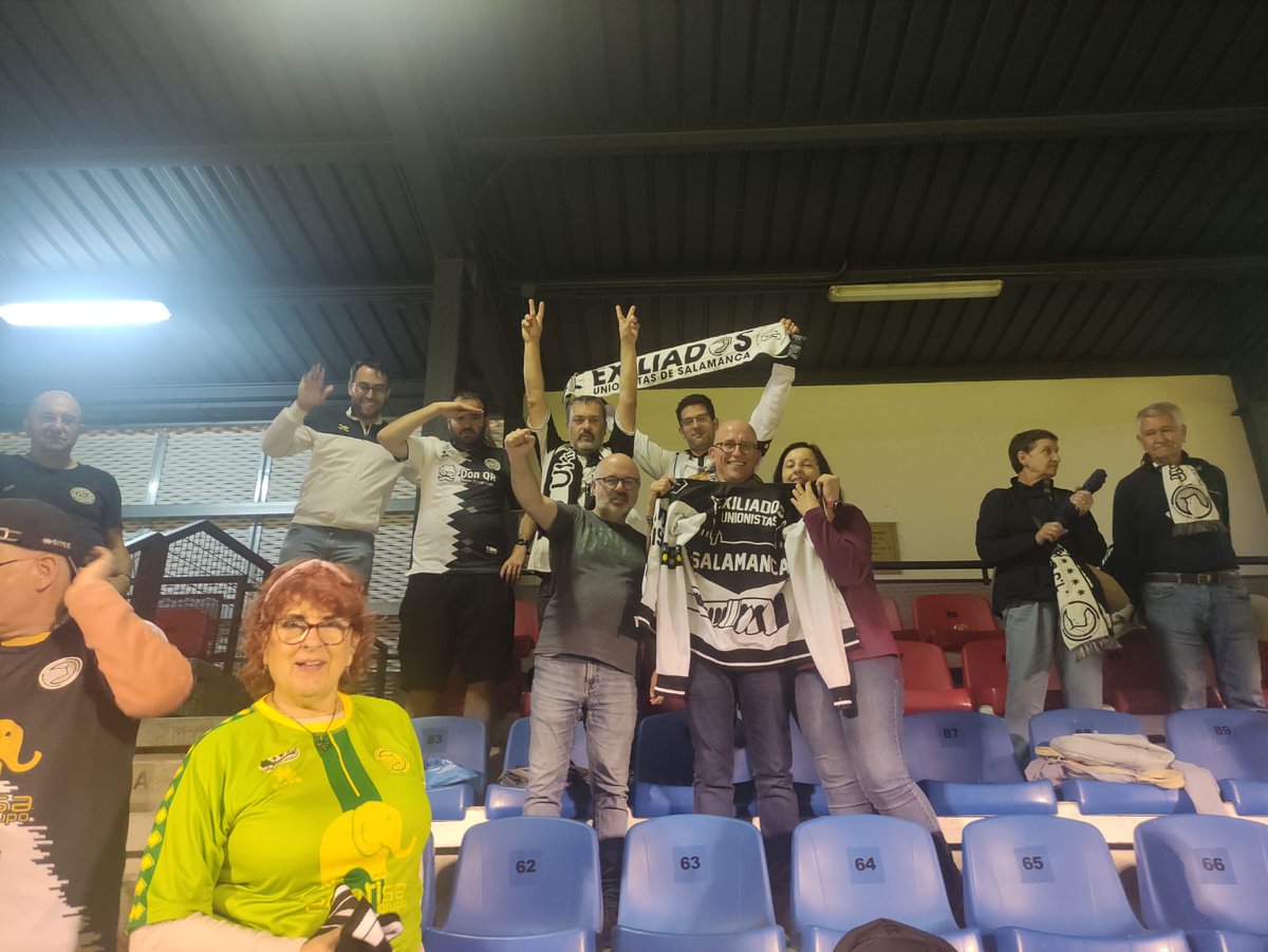 En O Couto la delegación de <a href="/ExiliadosUSCF/">E ❌ I L I A D O S</a> animando a <a href="/UnionistasCF/">Unionistas de Salamanca CF</a> 
#RecorremosKmsOurense
<a href="/FPUnionistas/">F. Peñas Unionistas</a>