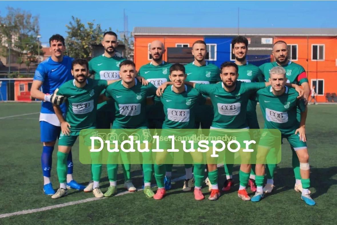 Maça davet.!!
❗️Haydi Dudullu ! 
Yenilenmiş sahamızda ilk maçımız 
A Takımımızın yanında olalım. 

Dudulluspor-Esenlerspor

🏟️ Dudullu Stadı 
📌 Pazar günü
⏰ 14:30
#Dudullusporkulubü