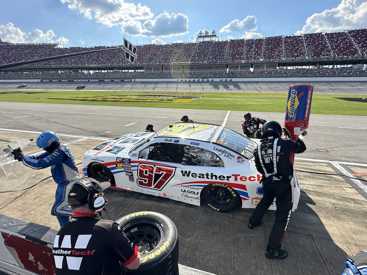 16 comes off pit road fifth, but is the first car that received four tires. 

11 got four tires and a packer and air pressure adjustment. 97 machine also takes four tires and an adjustment to try and help handling. #UnitedRentals250