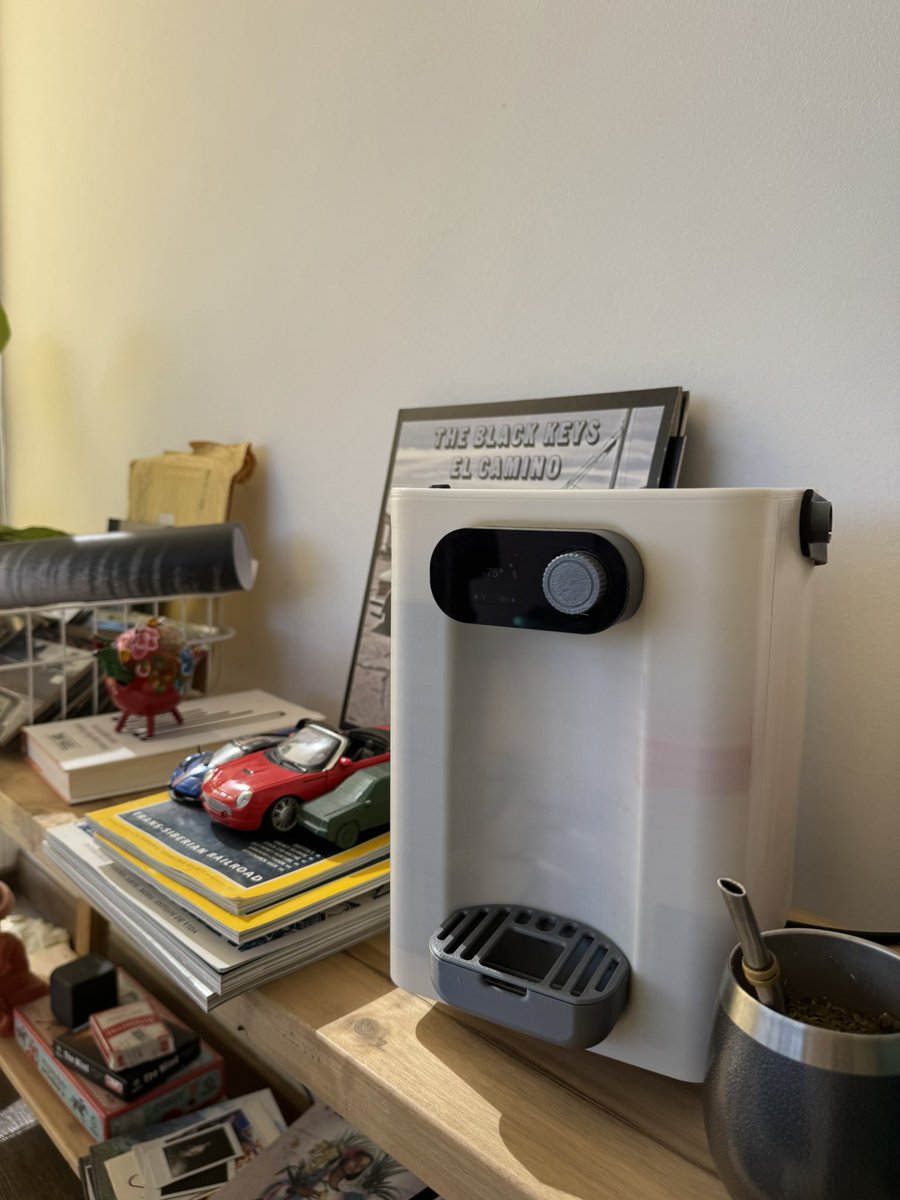 Voy a contar como arrancó el proyecto “Mati” cebador automático. Al día de hoy sigue siendo un prototipo pero que lo uso día a día. Faltan cositas? Obvio que si , pero tiempo al tiempo. Vamos al inicio a julio 2023 —-> 🧵