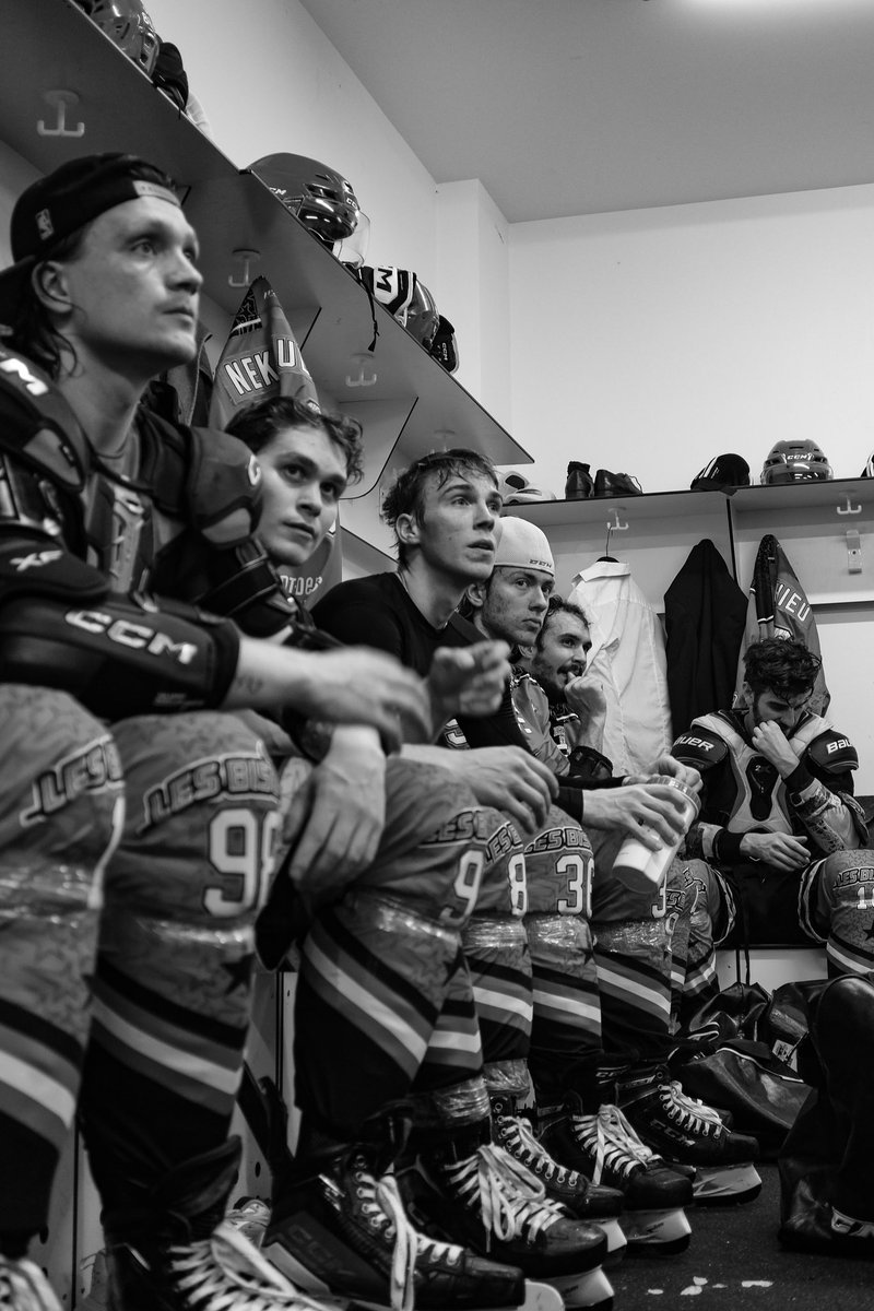 In the room with <a href="/Hockey_Bisons/">HCNM93-LES BISONS</a> n1
#hockey