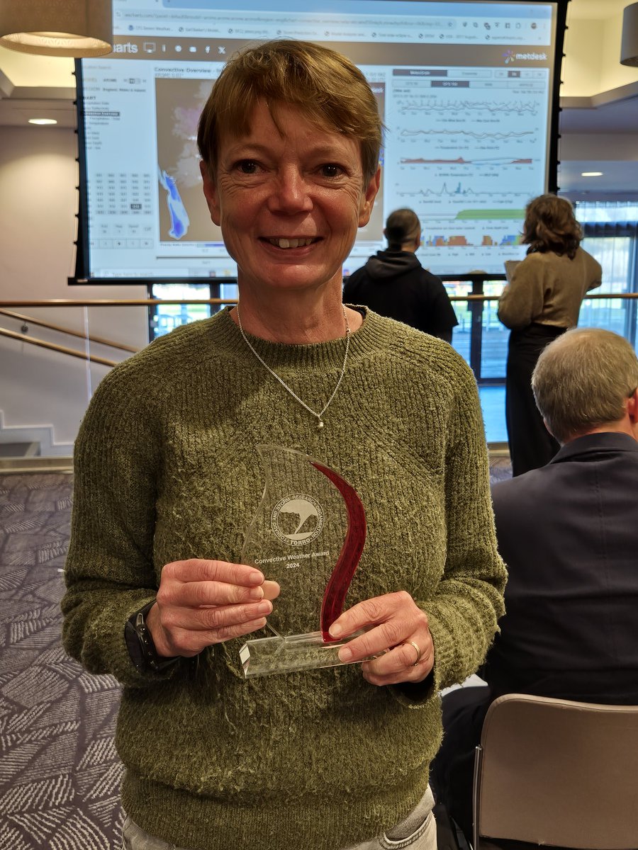 Sarah (@sarah_hants) on Twitter photo Utterly surprised and thrilled to be given the Convective Weather Award for something that is a complete passion. But really, no work is undertaken in isolation including TORRO site investigations. Thank you to all my <a href="/TorroUK/">TORRO (Tornado & Storm Research Organisation)</a> colleagues. Utterly surprised and thrilled to be given the Convective Weather Award for something that is a complete passion. But really, no work is undertaken in isolation including TORRO site investigations. Thank you to all my <a href="/TorroUK/">TORRO (Tornado & Storm Research Organisation)</a> colleagues.