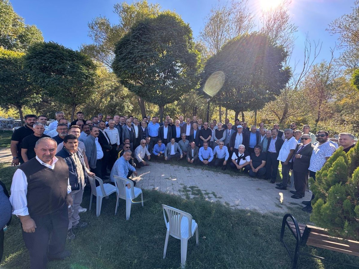 TiryakilerDer's tweet photo. 🌹16.06.2019 Ankara ve 29.10.2023 Gaziantep tarihi buluşmaları gib,i 05.10.2024 tarihli Darende Kuluncak-Ayvalı buluşmamızda  tarihi bir gün olarak akrabalık tarihimize geçti. https://t.co/kpkJ3LQp9l