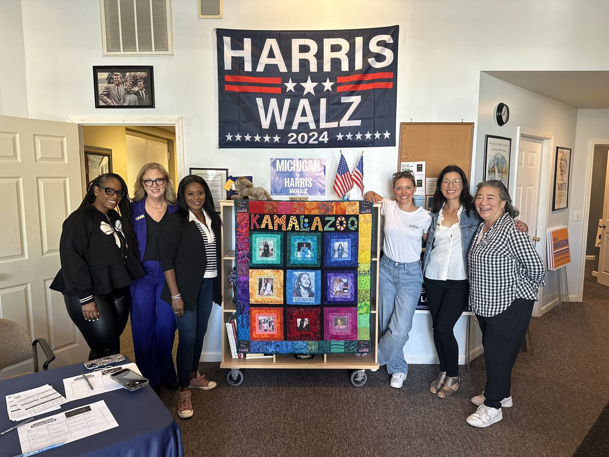 RhonnieF's tweet photo. Kalamazoo is firmly KAMALAzoo! #LFG #WeAreNotGoingBack #WomenforHarrisWalz https://t.co/KYjhVUfIxx