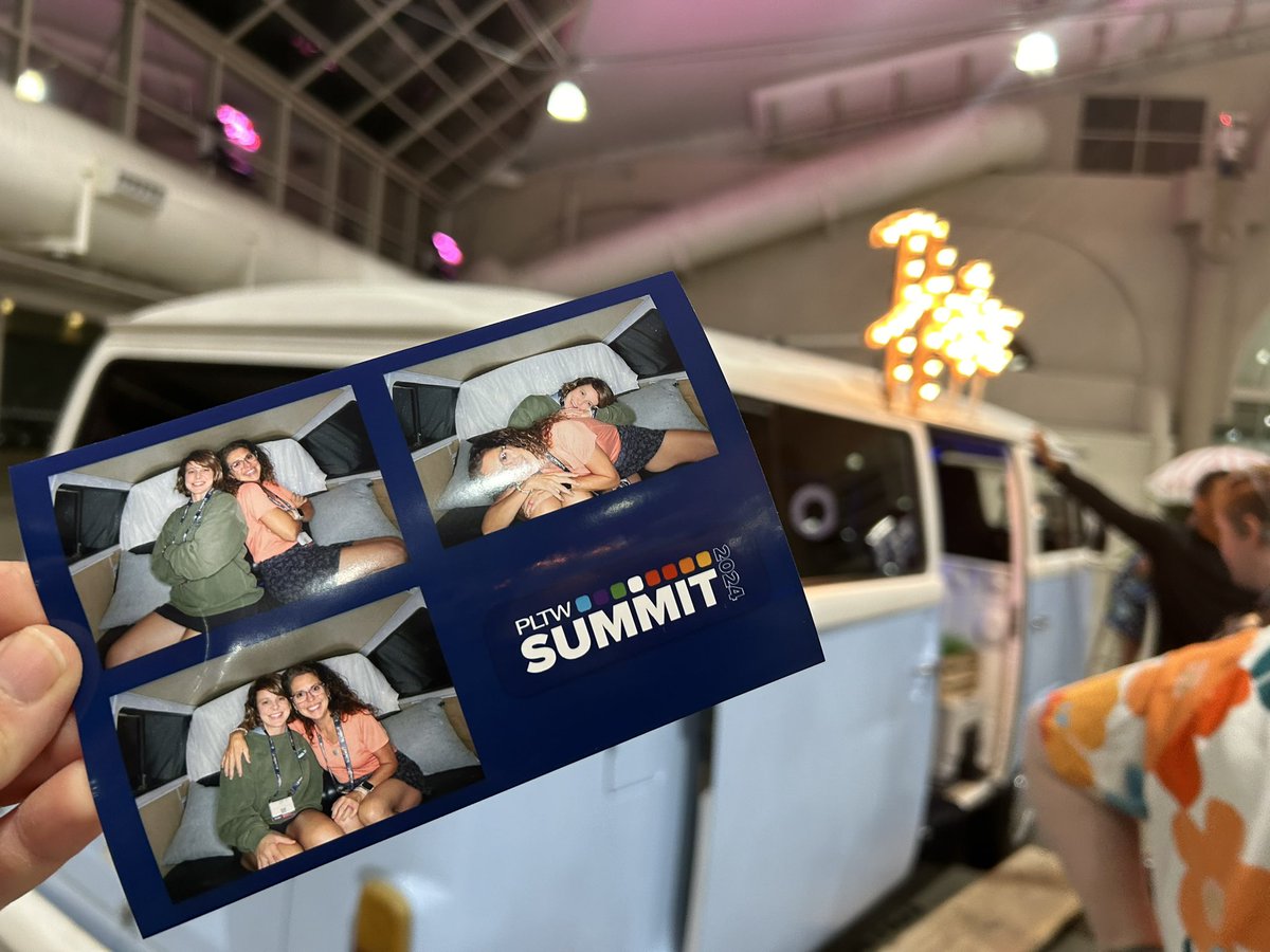 goodinkidsmom's tweet image. Last day for the PLTW - Project Lead The Way Summit. Thank you MSD of Martinsville for this fantastic opportunity to learn so much. We have so many new ideas to share with our district! #pltwsummit #PLTW @MSDMartinsville @ArtesiansUnited @ericbowlen @PLTWorg