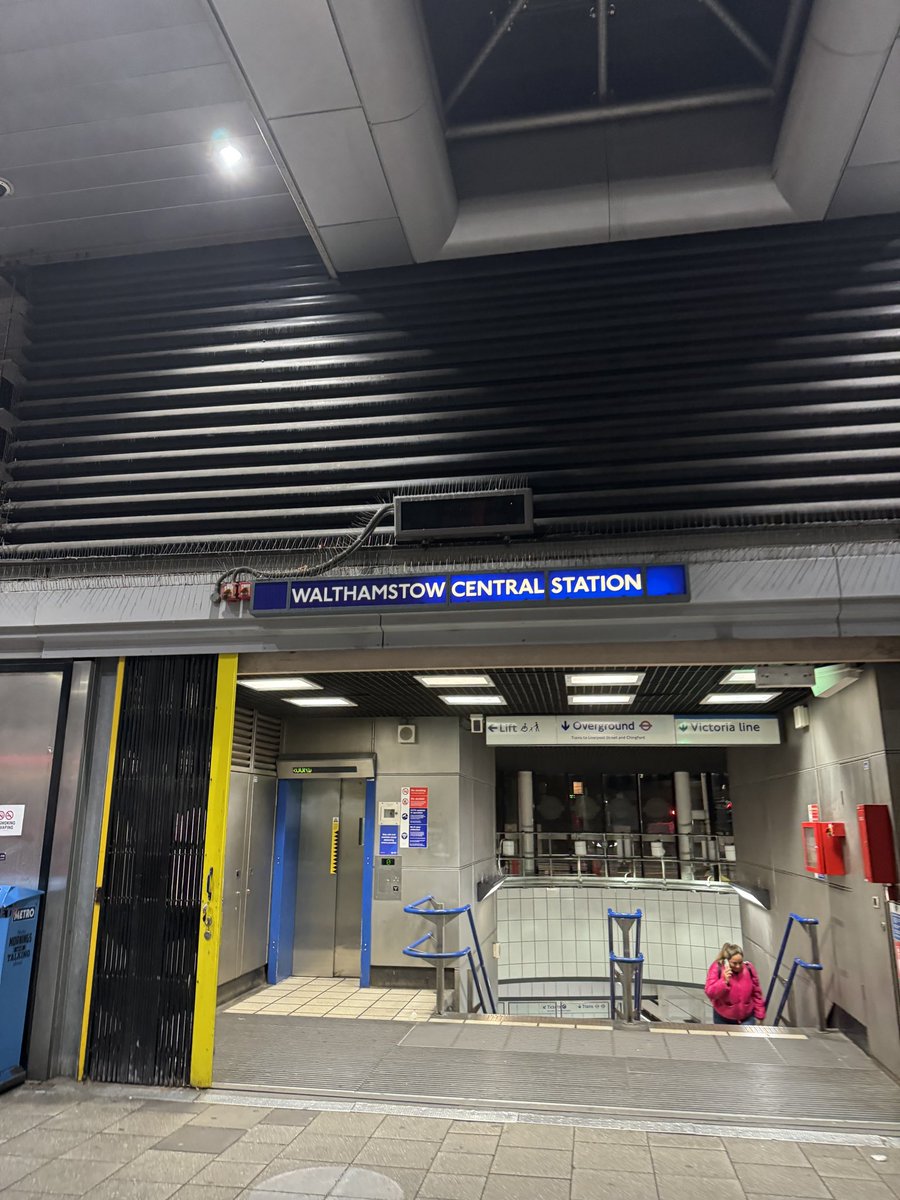 lesbian joan holloway tweet media