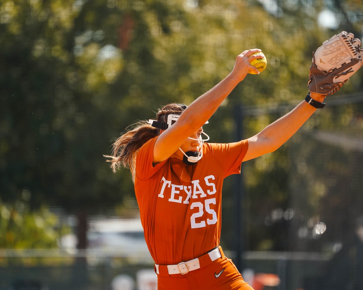 she's out for another inning of work 🤘

2.0 IP, 1 K, 1 H, 0 BB, 0 R

#HookEm | @Cambriaaa101
