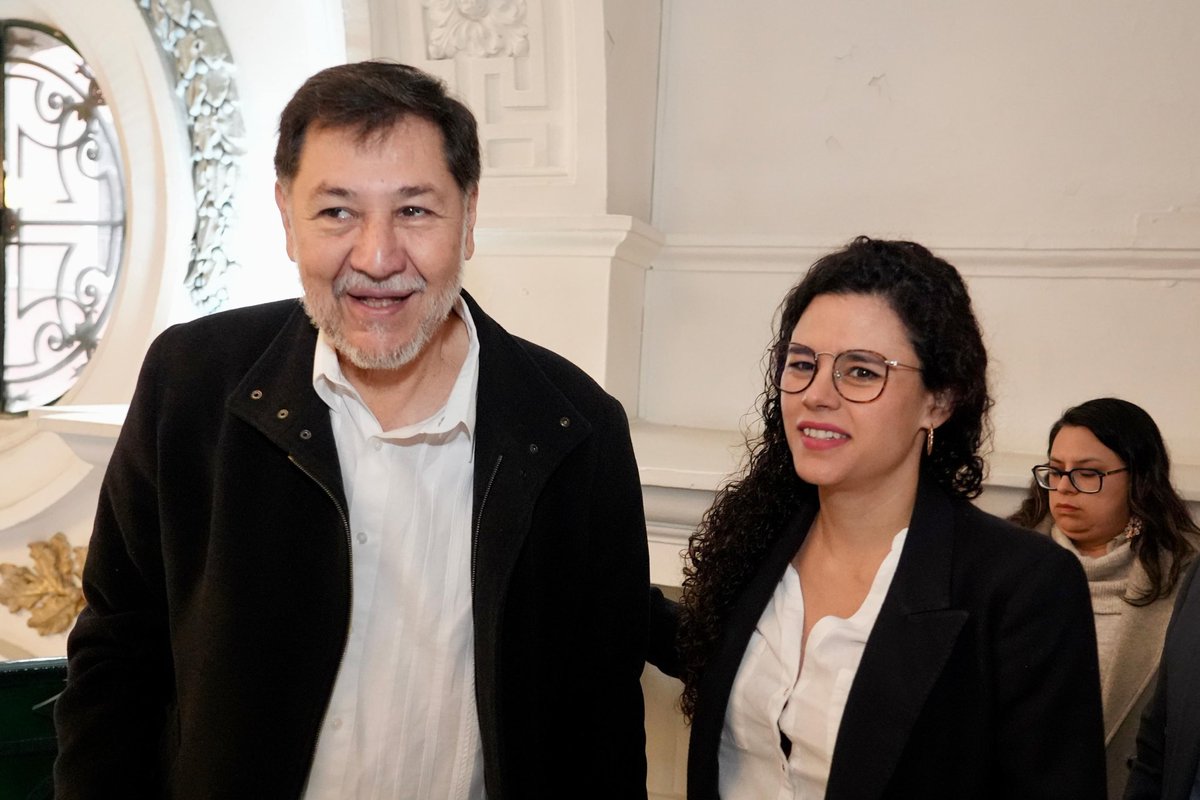 Con ⁦<a href="/LuisaAlcalde/">Luisa Alcalde</a>⁩, presidenta de ⁦<a href="/PartidoMorenaMx/">Morena</a>⁩.