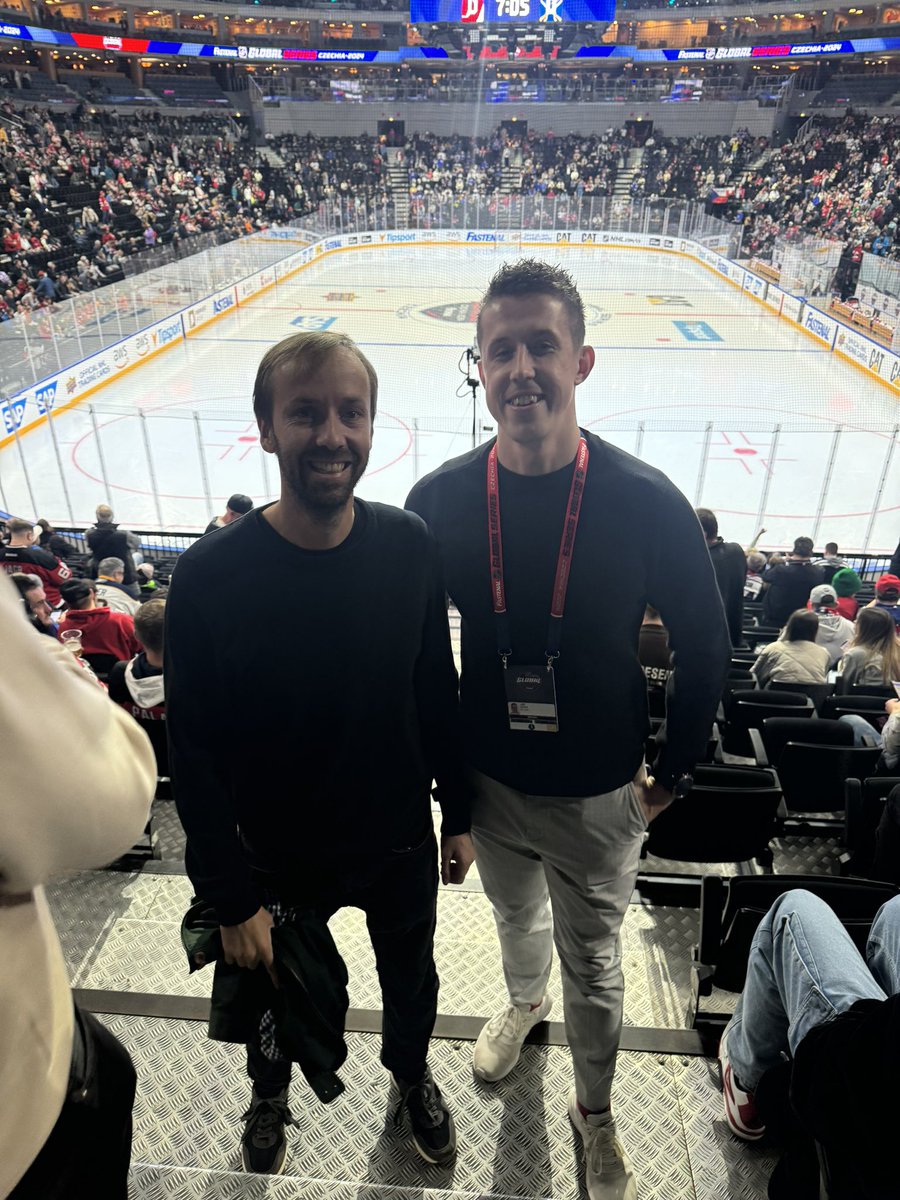 Jonáš Štekr (@jonasstekr) on Twitter photo 🏒 <a href="/JVitek94/">Jiří Vítek</a> + <a href="/Sigi_JE/">Jan Eichler</a> = kompletní statistická databáze českého hokeje na jedné fotce. 📊 🏒 <a href="/JVitek94/">Jiří Vítek</a> + <a href="/Sigi_JE/">Jan Eichler</a> = kompletní statistická databáze českého hokeje na jedné fotce. 📊