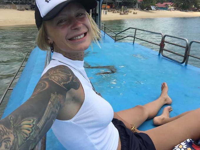 And this is how I came home to the bay where I lived. On the roof of a small ferry https://t.co/iSCI