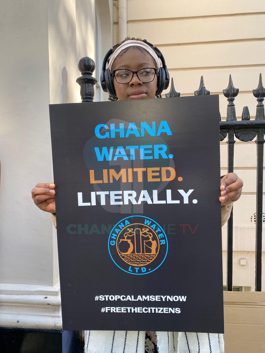 mensaduncan's tweet photo. UK protesters didn’t hold back with their placard game! Creative in display, but even more powerful in their messaging.

#StopGalamseyNow #FreeTheCitizens https://t.co/vx8jZkMR9s