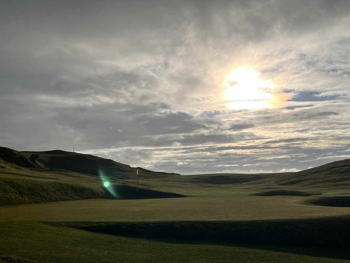Robert Thompson (@going4thegreen) on Twitter photo Last night I played Cruit Island, the cult classic about an hour from <a href="/Rosapenna1893/">Rosapenna Golf Resort</a>. Quirky and sometimes even weird, but delightful in spots once you get used to the blind tee shots (#1, #3, #4, #5). Last night I played Cruit Island, the cult classic about an hour from <a href="/Rosapenna1893/">Rosapenna Golf Resort</a>. Quirky and sometimes even weird, but delightful in spots once you get used to the blind tee shots (#1, #3, #4, #5).