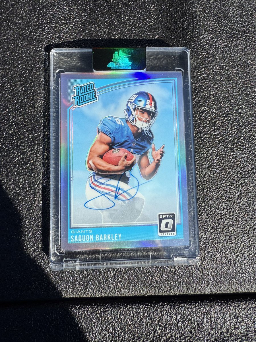 CollectBoston's tweet image. Just got this beauty in! Tag someone who likes the giants or eagles

Always interested in trades, plenty of vouches 

Have been after a Jaylen Brown rookie auto for awhile 

@CardPurchaser