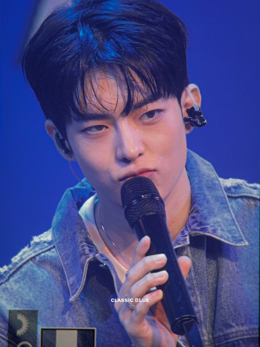 241005 체리랑 숩이랑💙

#정수빈 #JUNGSUBIN #수빈 #SUBIN