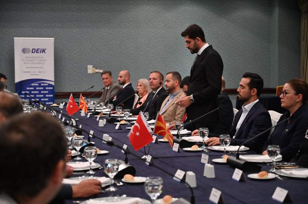 Afrim Gashi (@afrimgashi_) on Twitter photo At the Turkey-North Macedonia <a href="/deikint/">DEİK INTERNATIONAL</a> meeting, we discussed enhancing economic cooperation. I highlighted our efforts to facilitate trade, supported by geographic proximity, infrastructure & direct flights. We anticipate increased interest from 🇹🇷 companies to invest in 🇲🇰 At the Turkey-North Macedonia <a href="/deikint/">DEİK INTERNATIONAL</a> meeting, we discussed enhancing economic cooperation. I highlighted our efforts to facilitate trade, supported by geographic proximity, infrastructure & direct flights. We anticipate increased interest from 🇹🇷 companies to invest in 🇲🇰