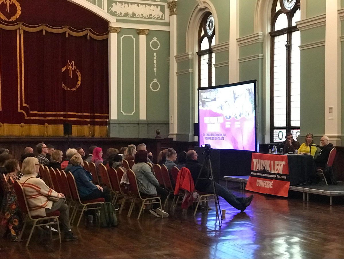 derry_group's tweet photo. Great discussion about the university at St Columb’s Hall, featuring several generations of journalists and commentators, including @eamonderry and @GAHargan (pictured here with chair Anita Villa) and @nphegarty.
Thanks to @ConalFeely for the photos. https://t.co/EGYe5SZa9g