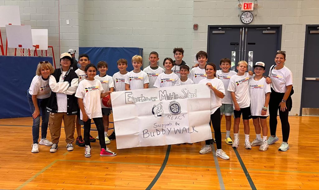MrsFonti's tweet image. So proud of these kids! It was a beautiful day for a #BuddyWalk at the @wyckoffymca! 💙 ☀️ #REACT @WPSEisenhower @wyckoffschools  @dobson7_suzanne