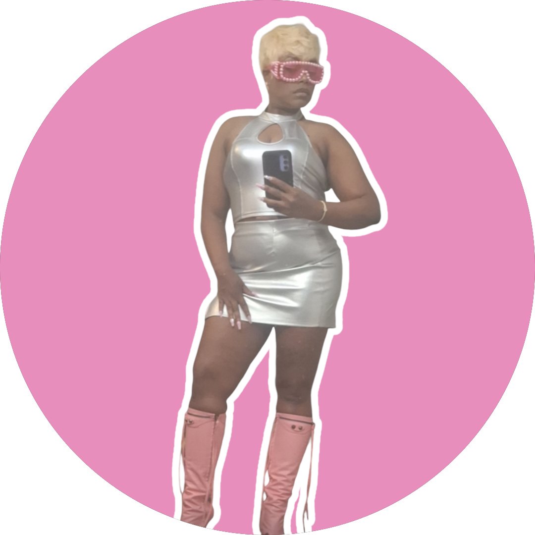 GOLDiiLOCS's tweet photo. @NICKIMINAJ 
#GagCityJacksonville https://t.co/foiKSOLSYI