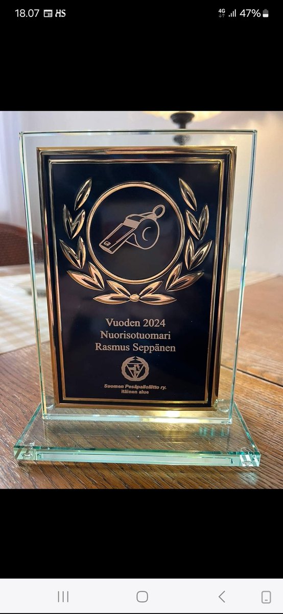 OSeppanen's tweet image. Ylpeydenaihetta isällekin.