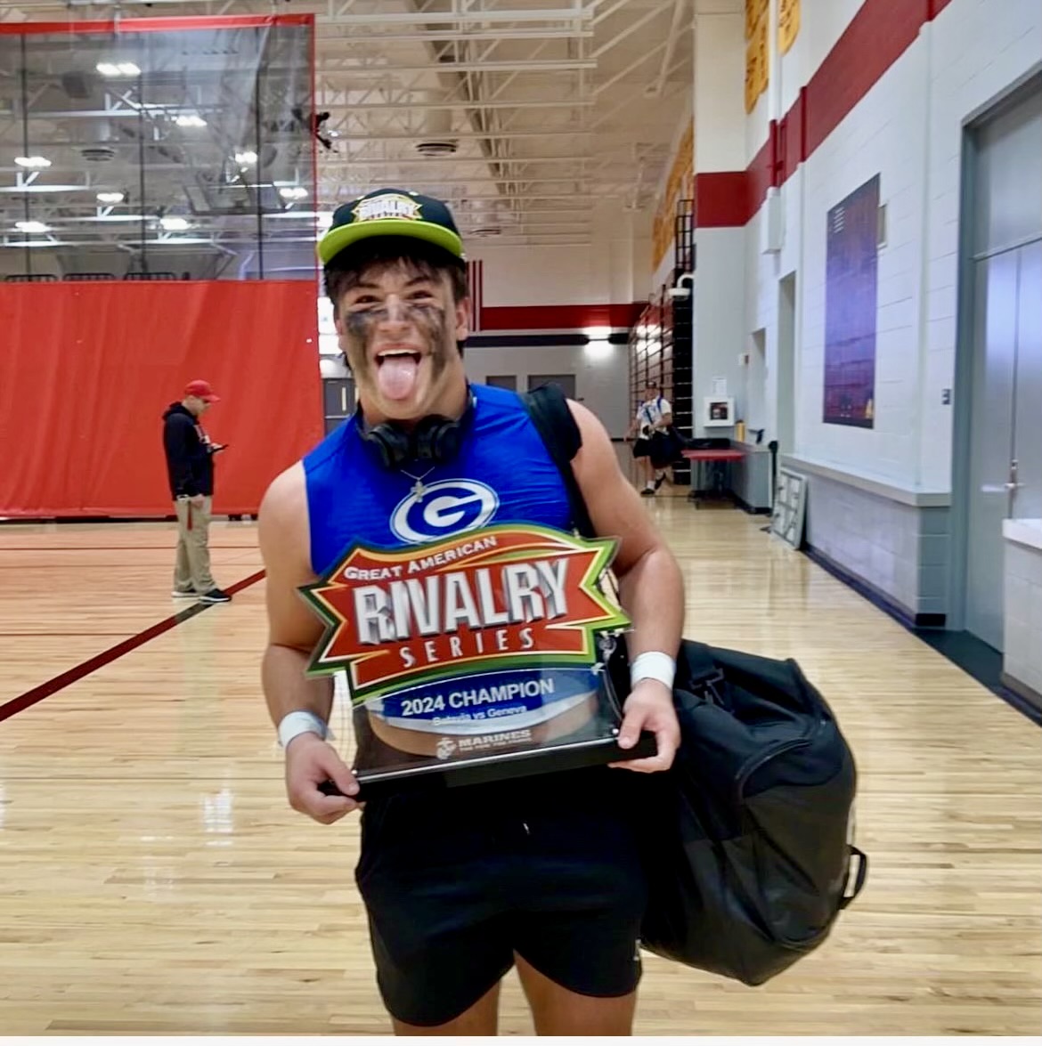 GavinBurt2025's tweet image. Huge RIVALRY WIN against a great Batavia team! 6-0 #ForcedFumble #GoVikings @GenevaViking @JoeNinni @Wolfpak981 @CoachGrady27 @Col_Dad2 @AmericanRivalry @EDGYTIM @AllenTrieu @underdogrush