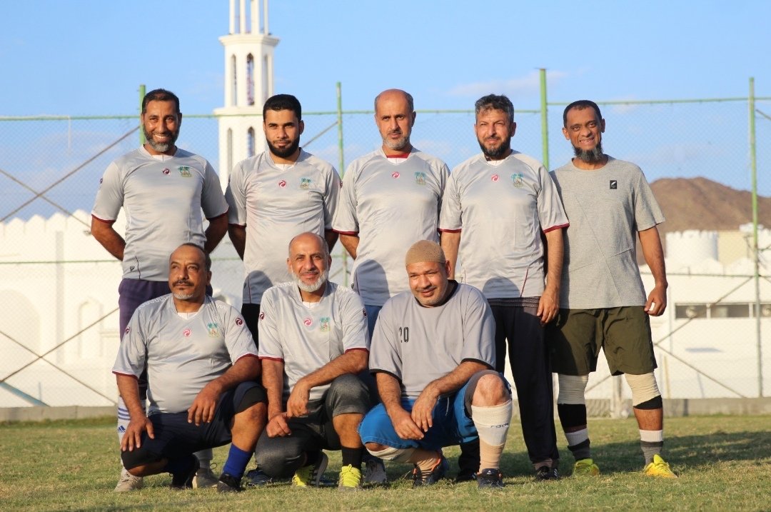 ethad_samad's tweet photo. افتتح اليوم السبت الموافق 5 أكتوبر 2024م فريق الإتحاد ملعبه السادسي بالعشب الطبيعي بعد تحويله من العشب الصناعي بمشاركة لاعبي وإدارين الفريق القدمى تكريما لهم لما قدموه للفريق منذ بدايته، كما يأتي افتتاح هذا الملعب كاستمرار لجهود الفريق لتطوير منشآته الرياضية وتعزيز بنيته التحتية https://t.co/cPQ6wqyEO3