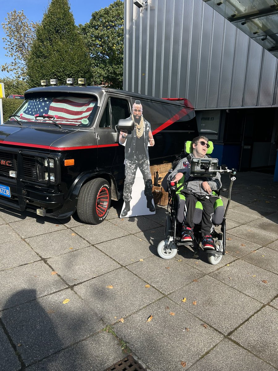 zack kerr tweet media