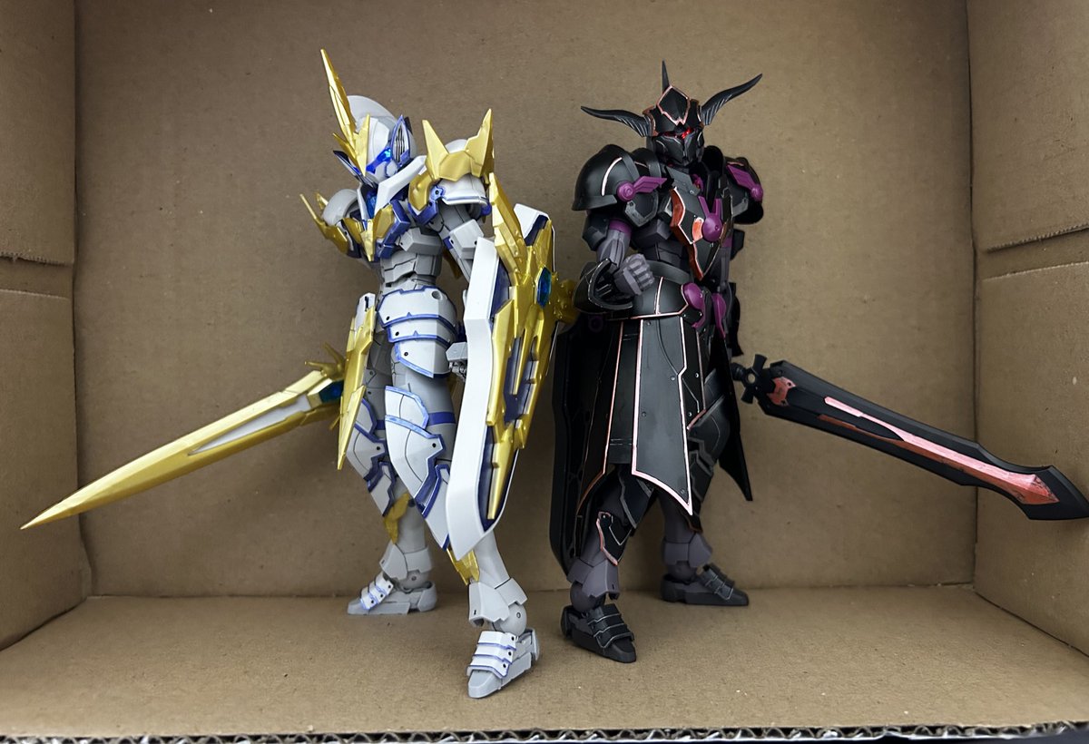 lumion2's tweet image. 部分塗装して
目をLEDで光らせてみた！
このシリーズ良い！！
ジオラマ作ろーかな！

#30MF
#リーベルナイト
#ローザンナイト