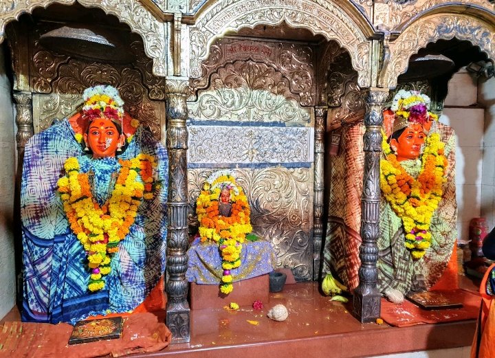 SadhaMaanus's tweet photo. हरबा देवी मंदिर, मढ, मालाड वेस्ट, मुंबई
Visited today 🙏💐🌹🙏
#HarbaDevi https://t.co/wQX2CAXRwW