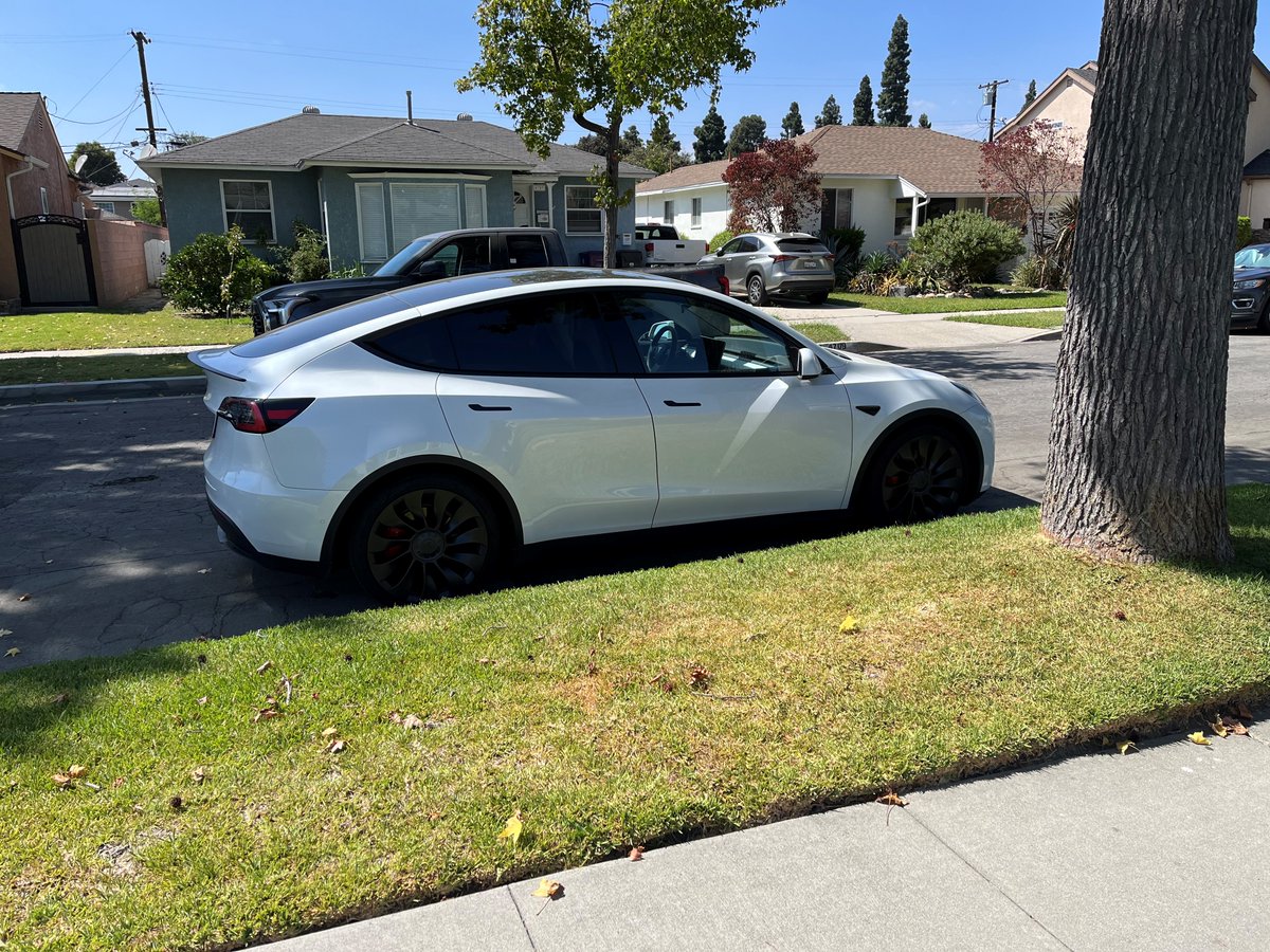 evgonetwork's tweet photo. #NationalDriveElectricWeek is in full swing and we're celebrating team members who made the switch to electric. From Pratoom's stylish Tesla Model Y to Sara's zippy Chevy Bolt and Tom's sporty Ford Mustang Mach-E, there's an EV for everyone. What EV do you drive? #ShowMeYourEV https://t.co/UJvKKv1ZAG