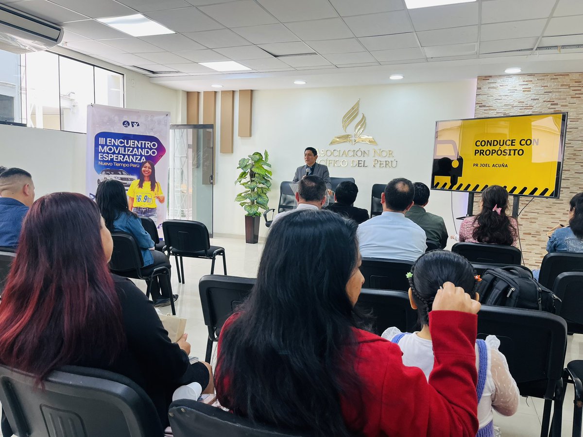 Pr. Joel Acuña: “Cada mañana, cada día, antes de salir, consagra tu vehículo 🚗, recuerda siempre cuál es tu misión 🔥y termina el día con entrega, sacrificio y gratitud a Dios”.

#IIIEncuentroMovilizandoEsperanza
#TaxistasDeEsperanza 
#AdventistasANoP