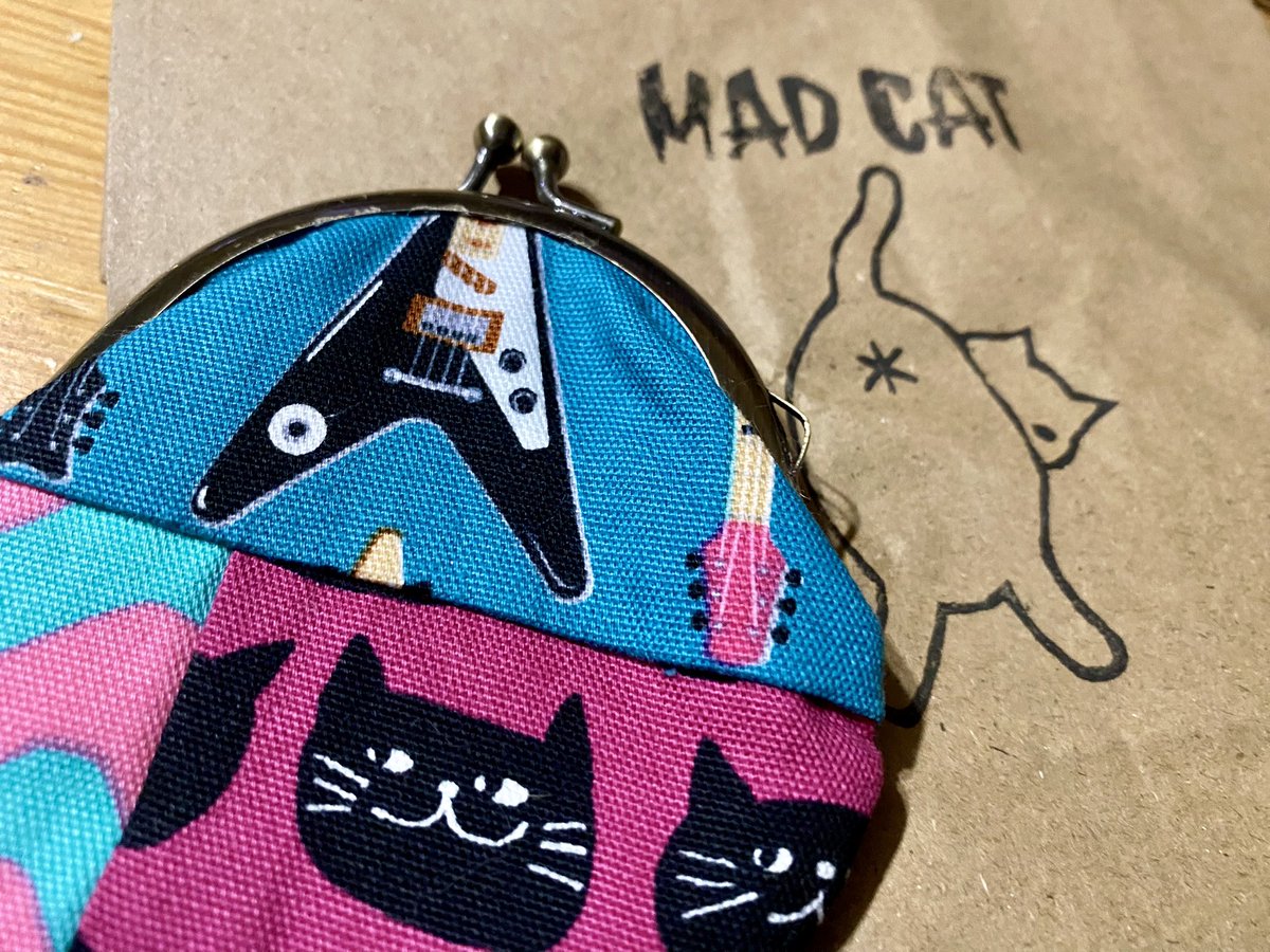 y3710's tweet image. #DAVICAFE 1周年🎉
本編も打ち上げも終始Happyな空気✨

川島君、あすかさんはもちろん、ここに集まるみんなのお人柄を感じる時間でした😌

ずっとこのHappyとDAVI.CAFEが続きますように✨

#MADCAT のグッズもかわいくて衝動買い🐈‍⬛ 

#北海道
#釧路
#道東
#ライブ
#アコースティック