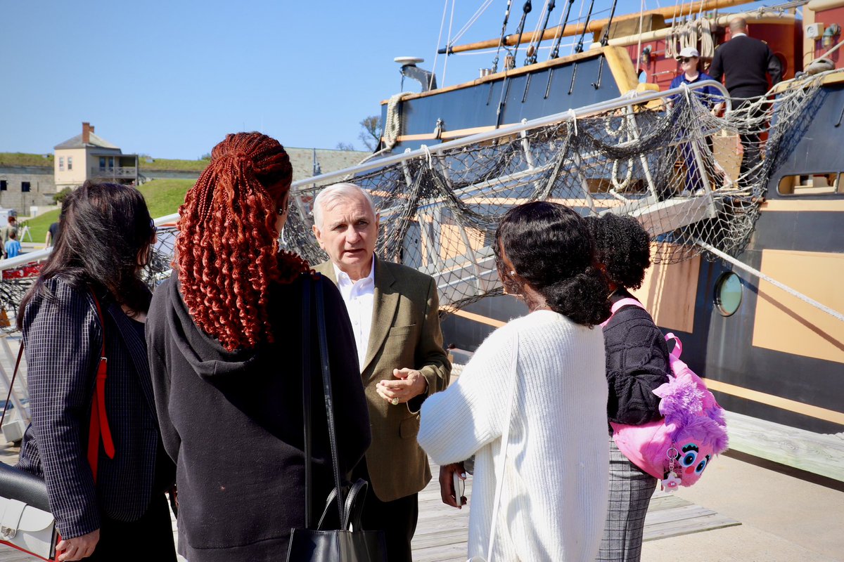 SenJackReed's tweet photo. Ahoy! Here on the historic SSV Oliver Hazard Perry to deliver a $400,000 federal earmark w/ @SenWhitehouse to help @BlackHeritageRI launch its new youth educational program, promoting &amp; fostering diverse leadership &amp; scholarship for students across the Ocean State. https://t.co/65V2qTUVKL