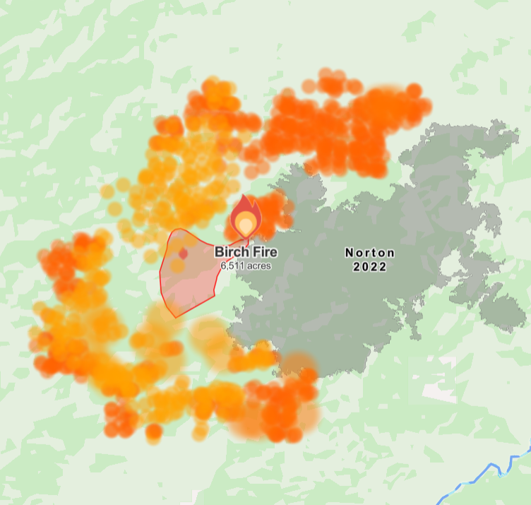 KernFiregraph's tweet photo. Heat signatures showing rapid growth yesterday of multiple fires in Idaho, including the #BlackEagleFire, #RedRockFire, #BirchFire, and #LoganFire.
map via watch duty https://t.co/PTEdPGZEtH
