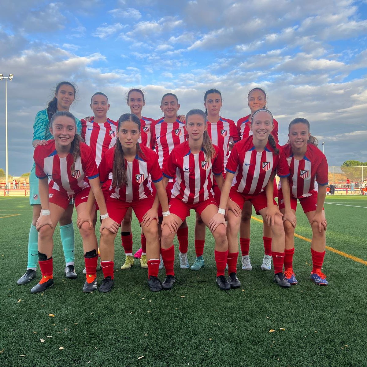 CADETE AUTONÓMICA

Móstoles URJC 0-6 Atlético de Madrid Femenino Cadete A  

⚽ Sandra (2), Natalia, Aitana, Anita y Carla