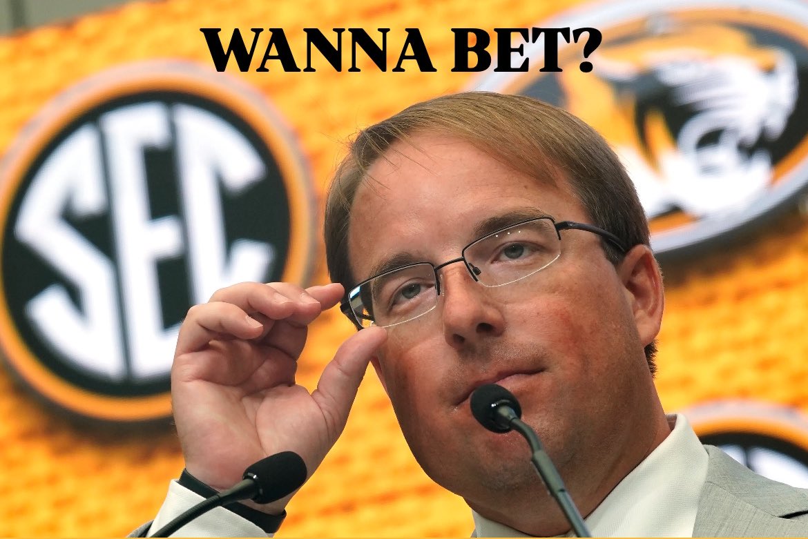lace_jay_bee's tweet image. “There’s no way Mizzou could possibly blow the easiest SEC schedule”
Eli Drinkwitz: