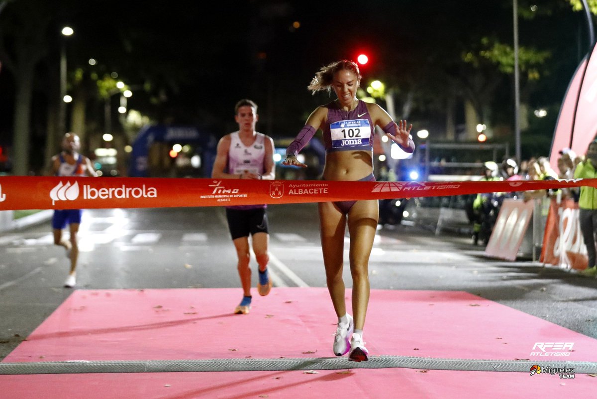 #CEruta 5K 🚺

Nueva 🥇Campeona de España 🇪🇸 de 5K en la oficina 👩🏽‍💼🏃🏽‍♀️

La Olímpica <a href="/luciarguezm/">Lucía Rodríguez Montero OLY</a> la ➕rápida en Albacete💨 

Qué bueno volver a verte‼️

⏱️ 1️⃣6️⃣:2️⃣5️⃣

📊 bit.ly/3XTUDVV
📺 <a href="/LaLigaPlus/">LALIGA+</a>