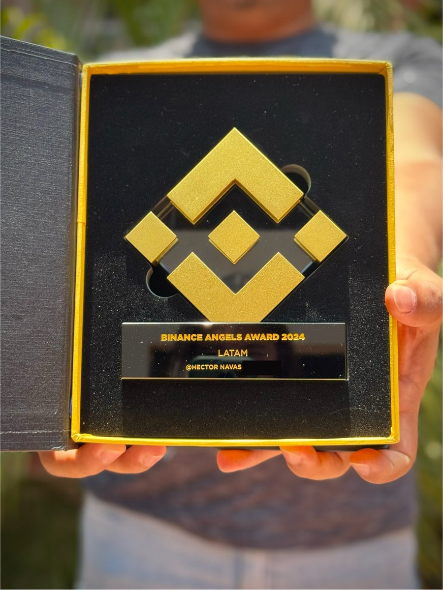 Hector Navas | razorec.bnb tweet media