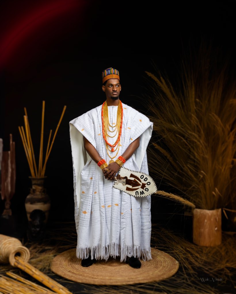 iam_topherJ's tweet image. In a land of many cultures, our strength comes from the humanity we all share.

Despite our differences, we are bound together by an unbreakable spirit - the Nigerian Spirit.

Tonight’s outfit combines elements from various Nigerian tribes , celebrating our diversity while…