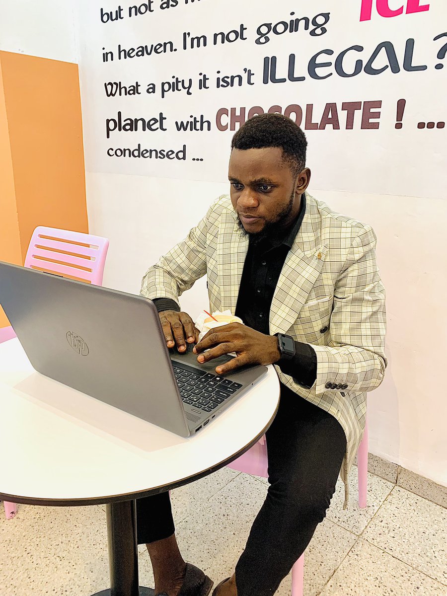 Tychickmalelo's tweet image. La tranquillité d'esprit est une richesse inestimable✨💎😊
Alors cherche à tout prix ta propre tranquillité. 👌

#GraphicDesign #designers 
#graphiste