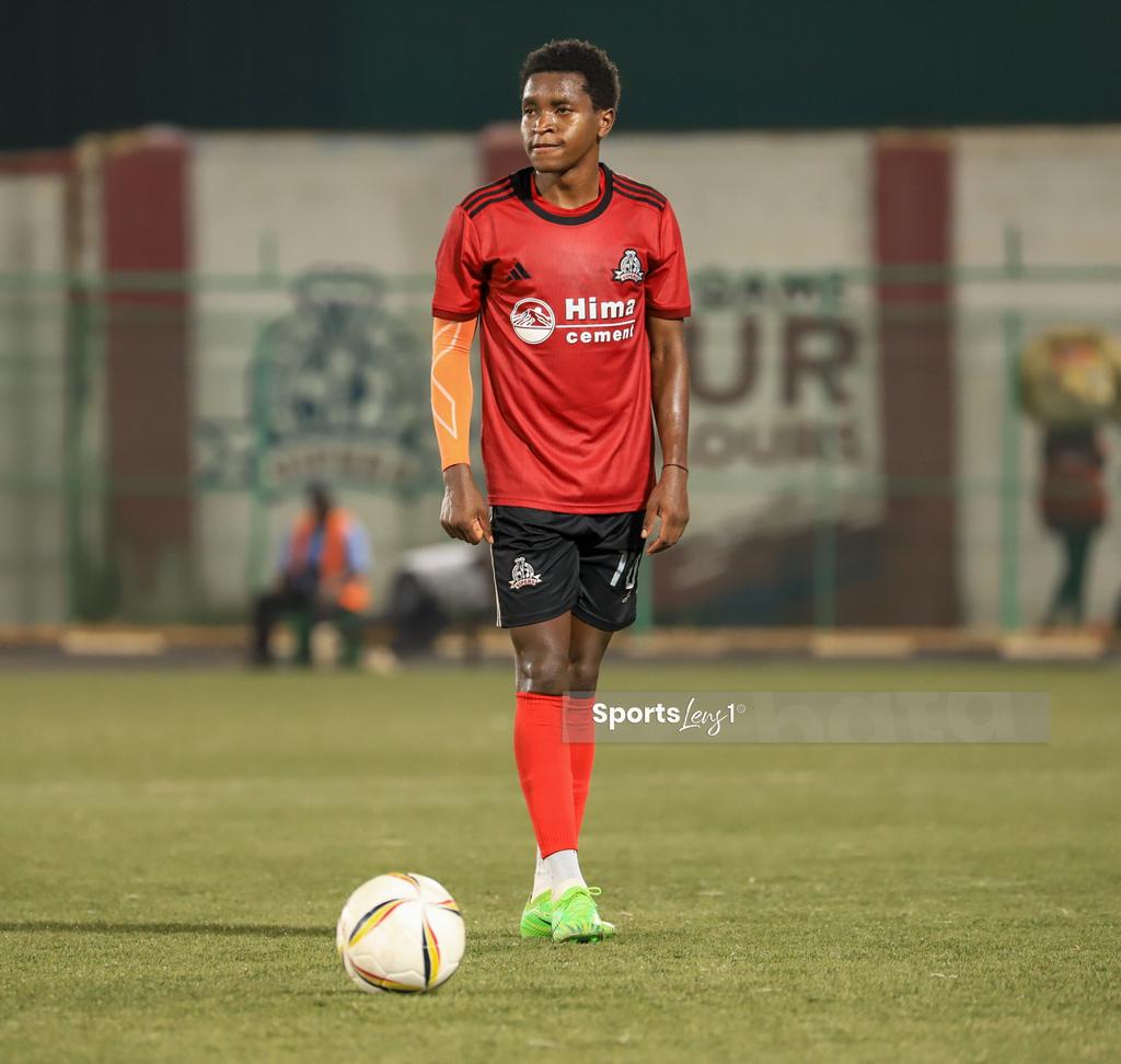 sportslens1's tweet photo. Allan Okello is pure dynamism on the pitch! 🔥⚽ Watch out for his magic. #AllanOkello #DynamicTalent #UgandaFootball @VipersSC https://t.co/SJEzxNJUoe