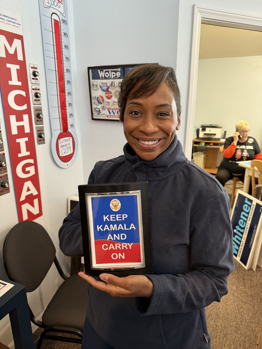 AJCampbellMA's tweet photo. Kalamazoo more like Kamala-zoo! 

31 days left and Michigan is fired up and ready to go! 🔥🔥🔥 https://t.co/Q9QyRK05LX
